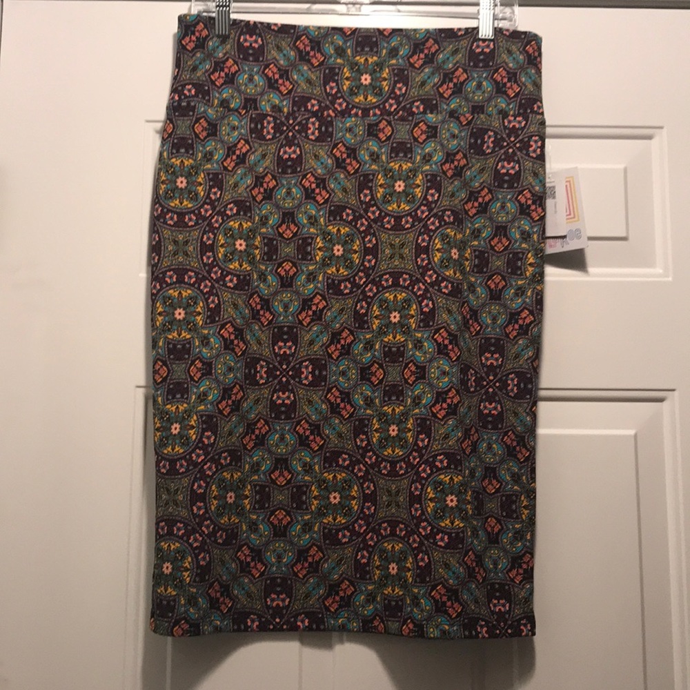 Lularoe Cassie Pencil Skirt, L, geometric pattern